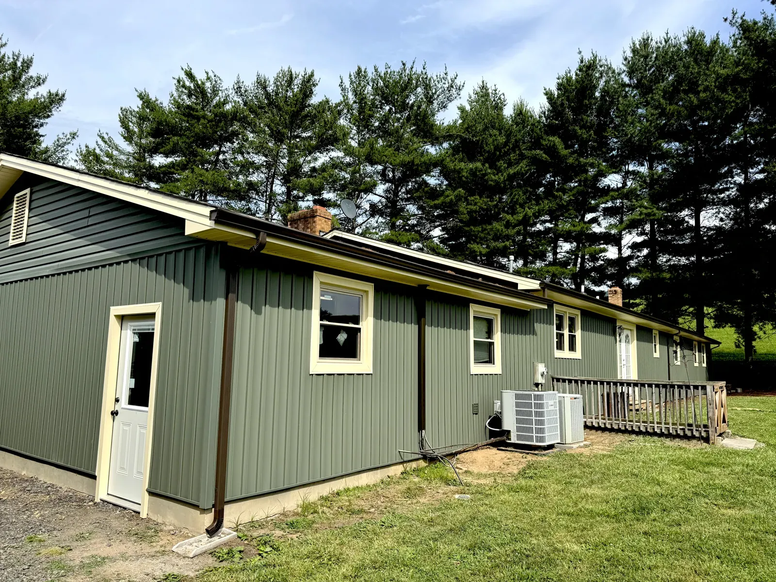 Brown gutters along a ranch home in Buchanan, VA